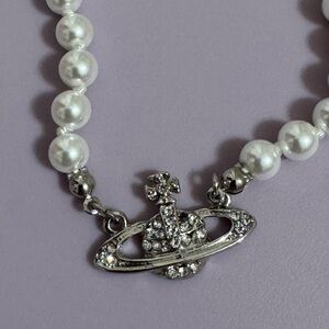 Pearl Necklace with Silver Saturn Pendant